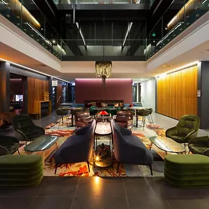 east.hotels-canberra.com/