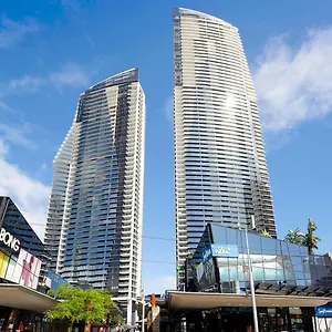 Apartment Circle On Cavill - Self Contained & Privately Managed - Wow, Gold Coast