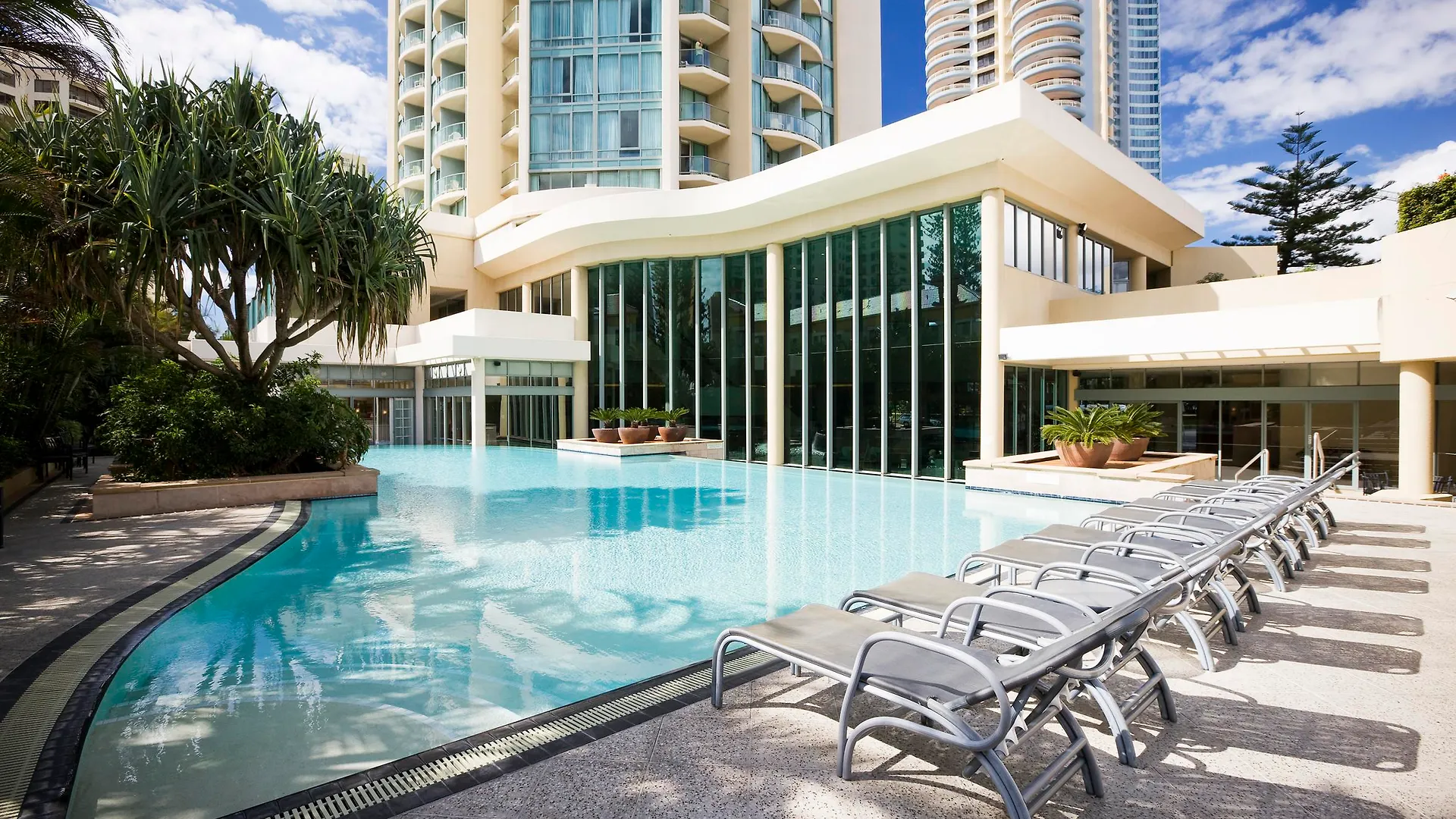 Mantra Legends Hotel Голд-Кост